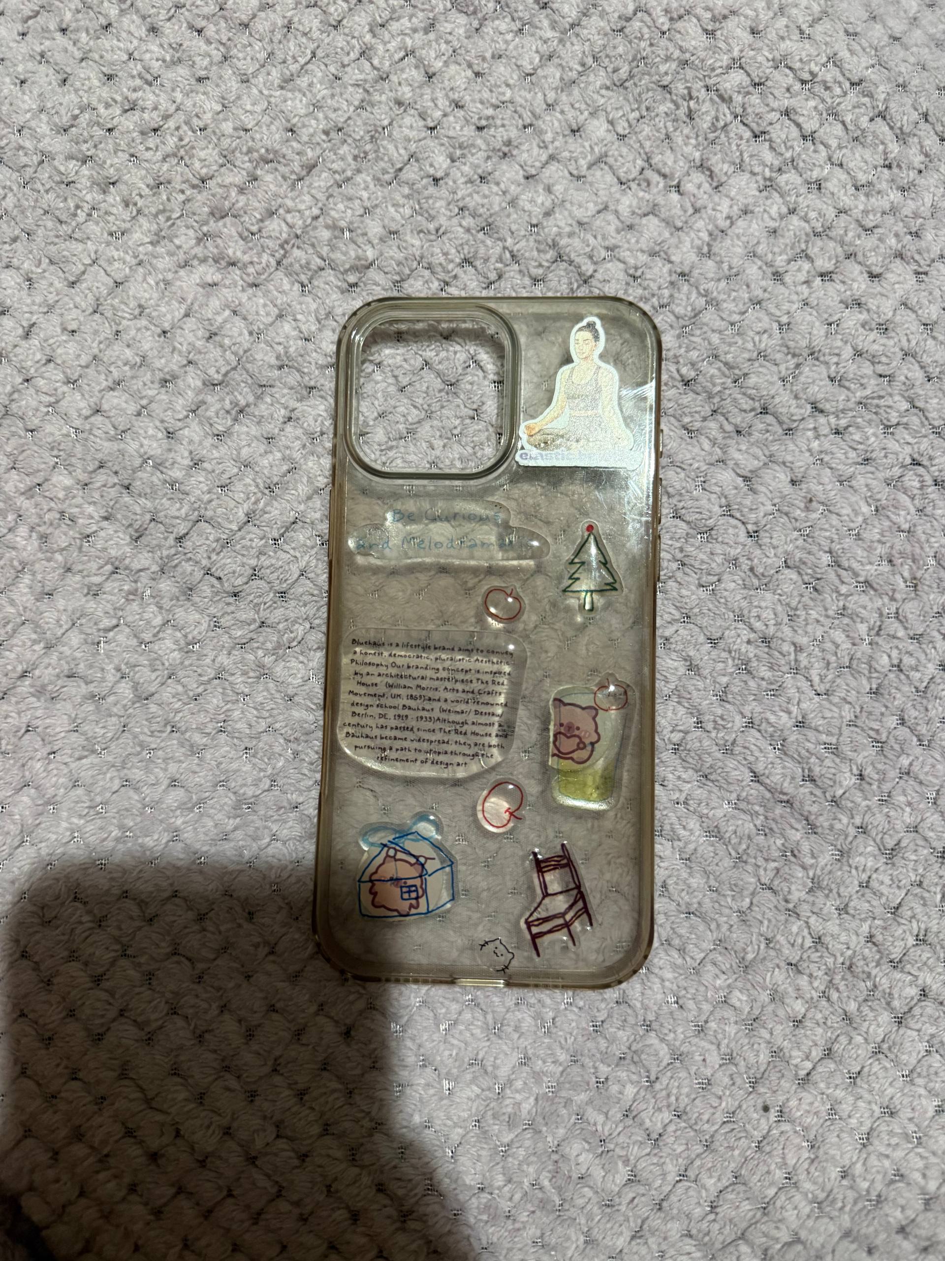 Чехол на iPhone 16 Pro Max