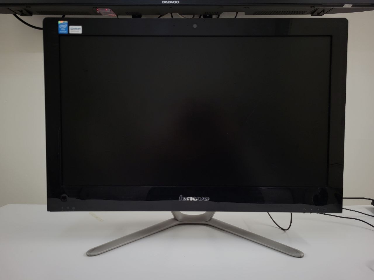 Моноблок Lenovo C440 + клавиатура Defender + мышь Smartbuy