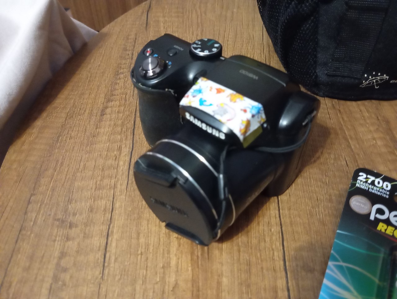 Фотоаппарат Samsung WB100 с сумкой и аксессуарами