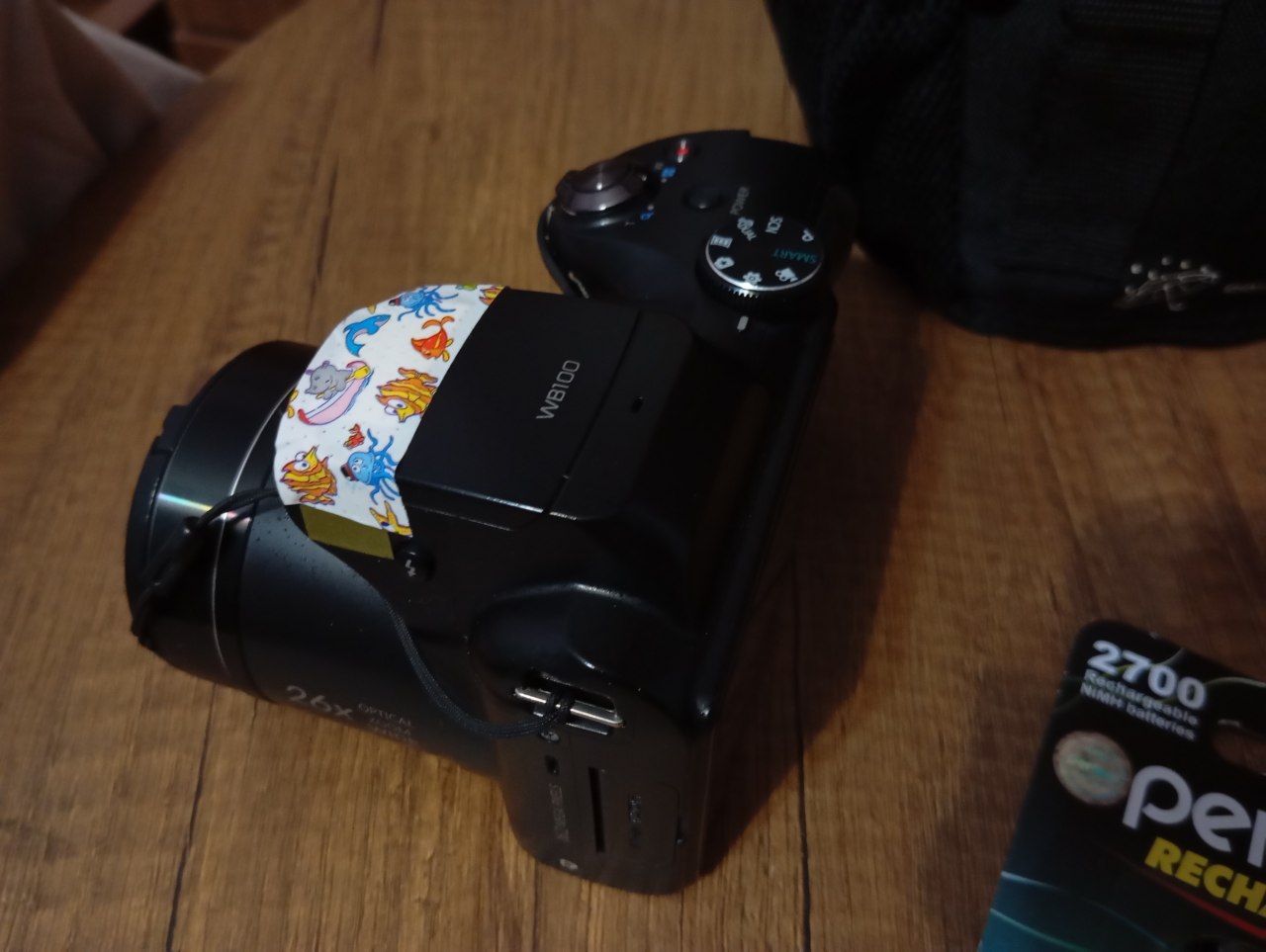 Фотоаппарат Samsung WB100 с сумкой и аксессуарами