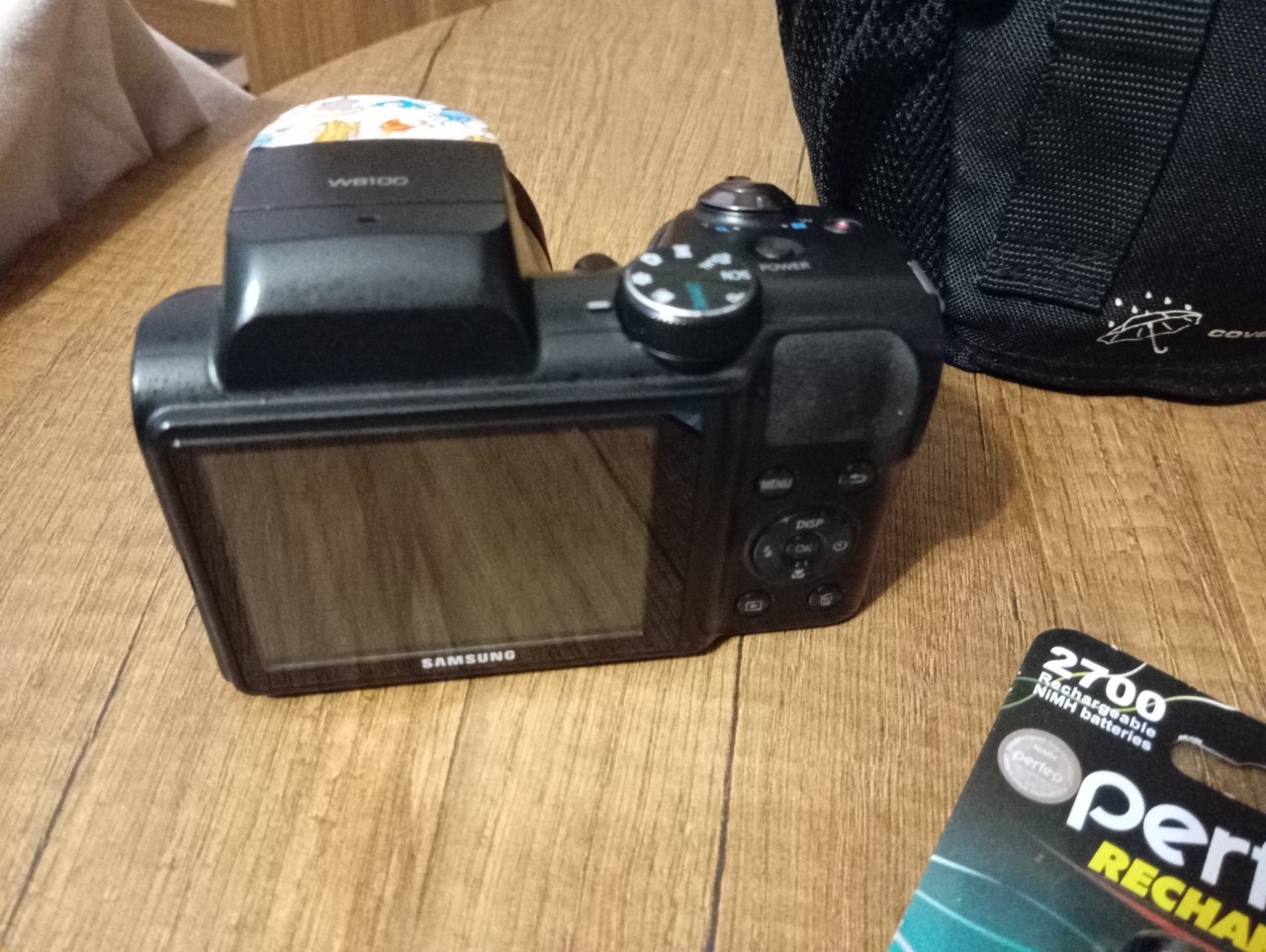 Фотоаппарат Samsung WB100 с сумкой и аксессуарами