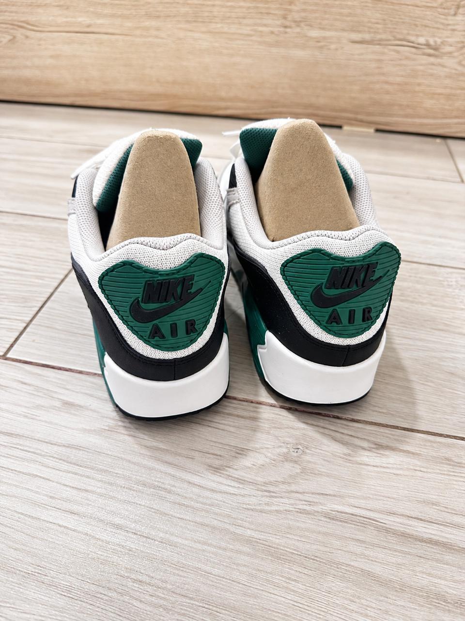 Кроссовки Nike Air Max 90, размер 47.5