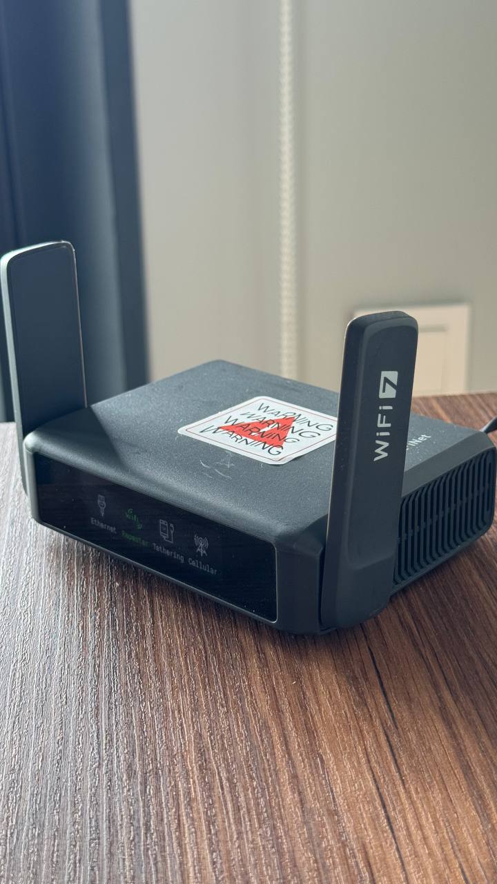 Роутер GL.iNet Slate 7