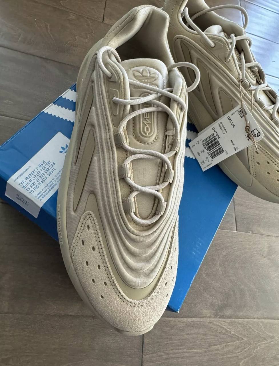 Adidas Ozelia Sand кроссовки, 44-44,5