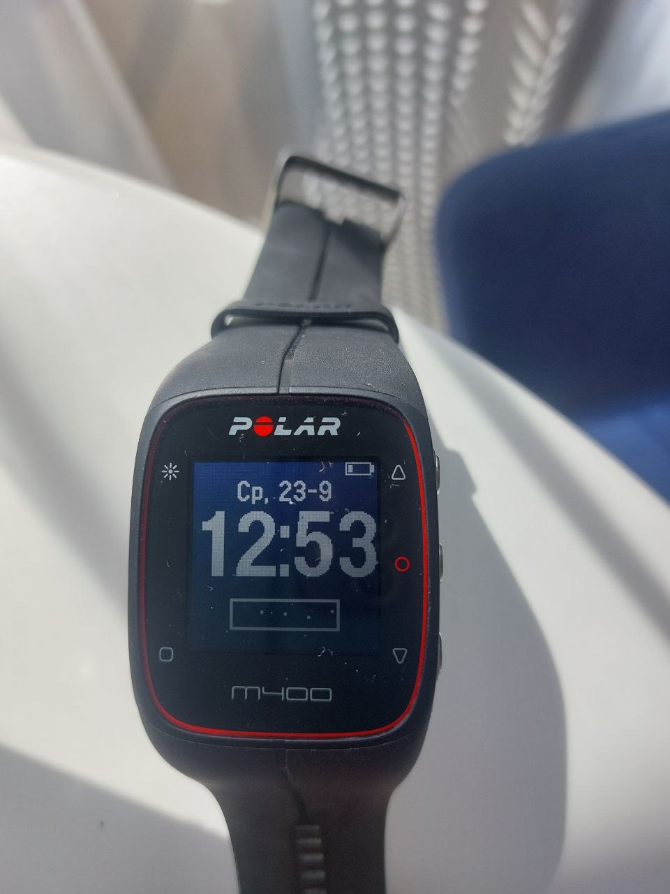 Часы Polar M400