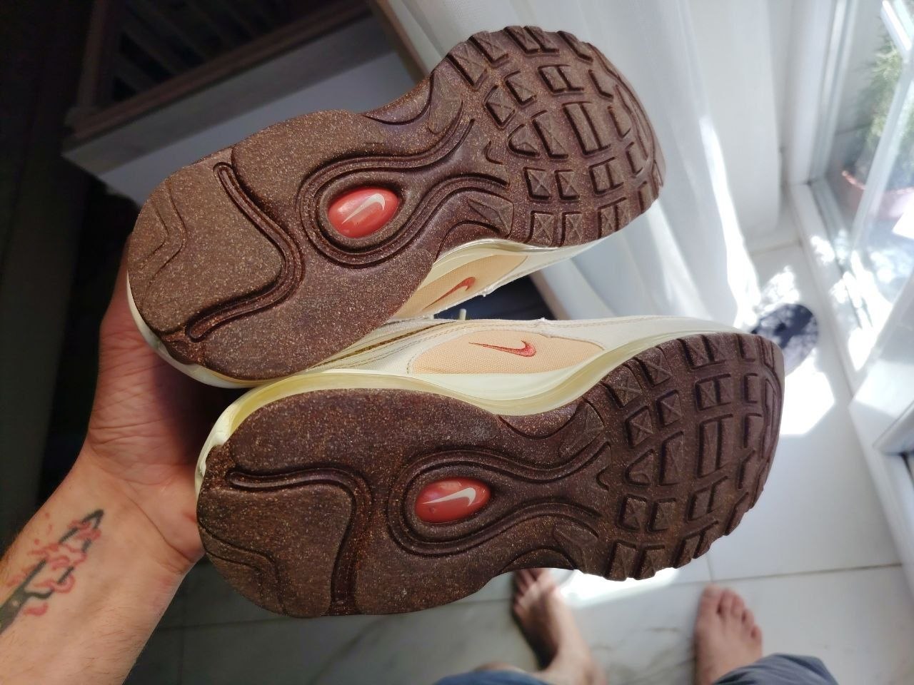 Nike Air Max 97 Coconut Milk, размер 43 (US 9.5)
