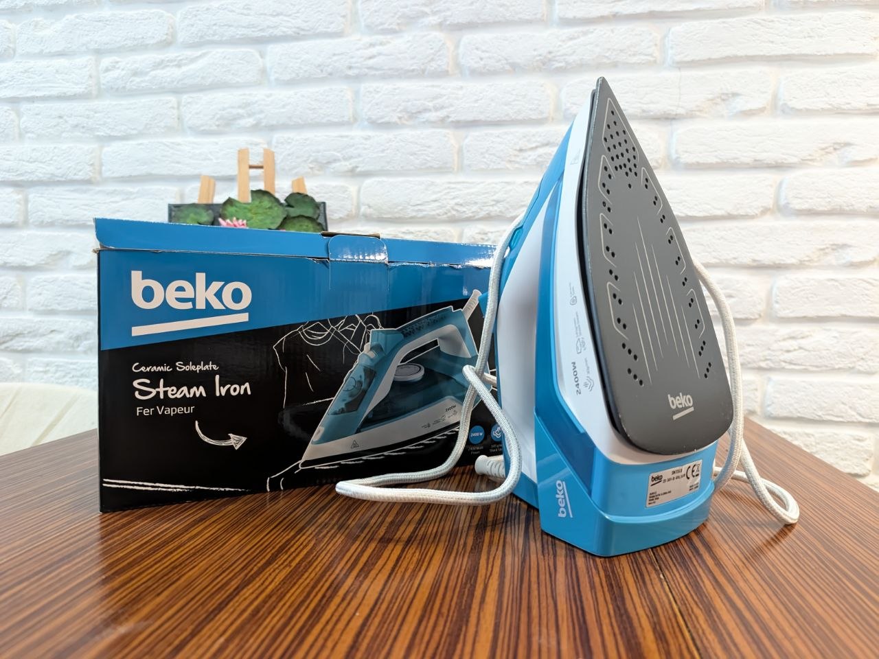 Паровой утюг Beko SIM 3124 D