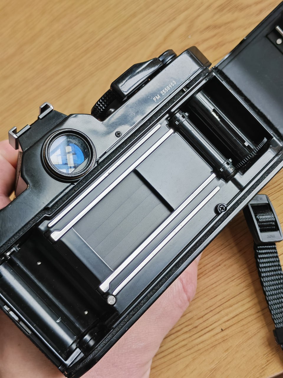 Плёночный фотоаппарат Nikon FM с объективом Nikkor AI-S 50mm F1.8