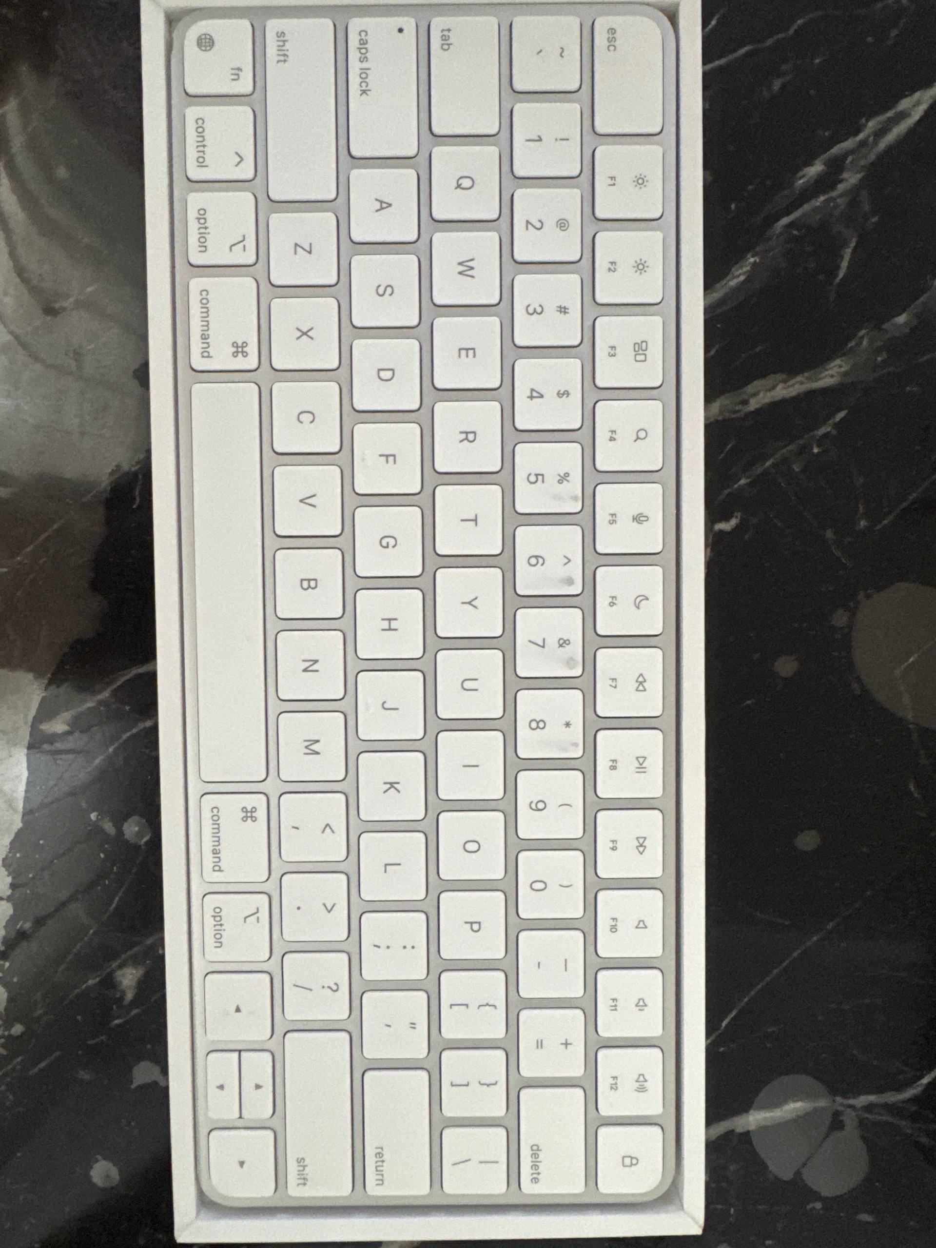 Apple Magic Keyboard беспроводная, белая