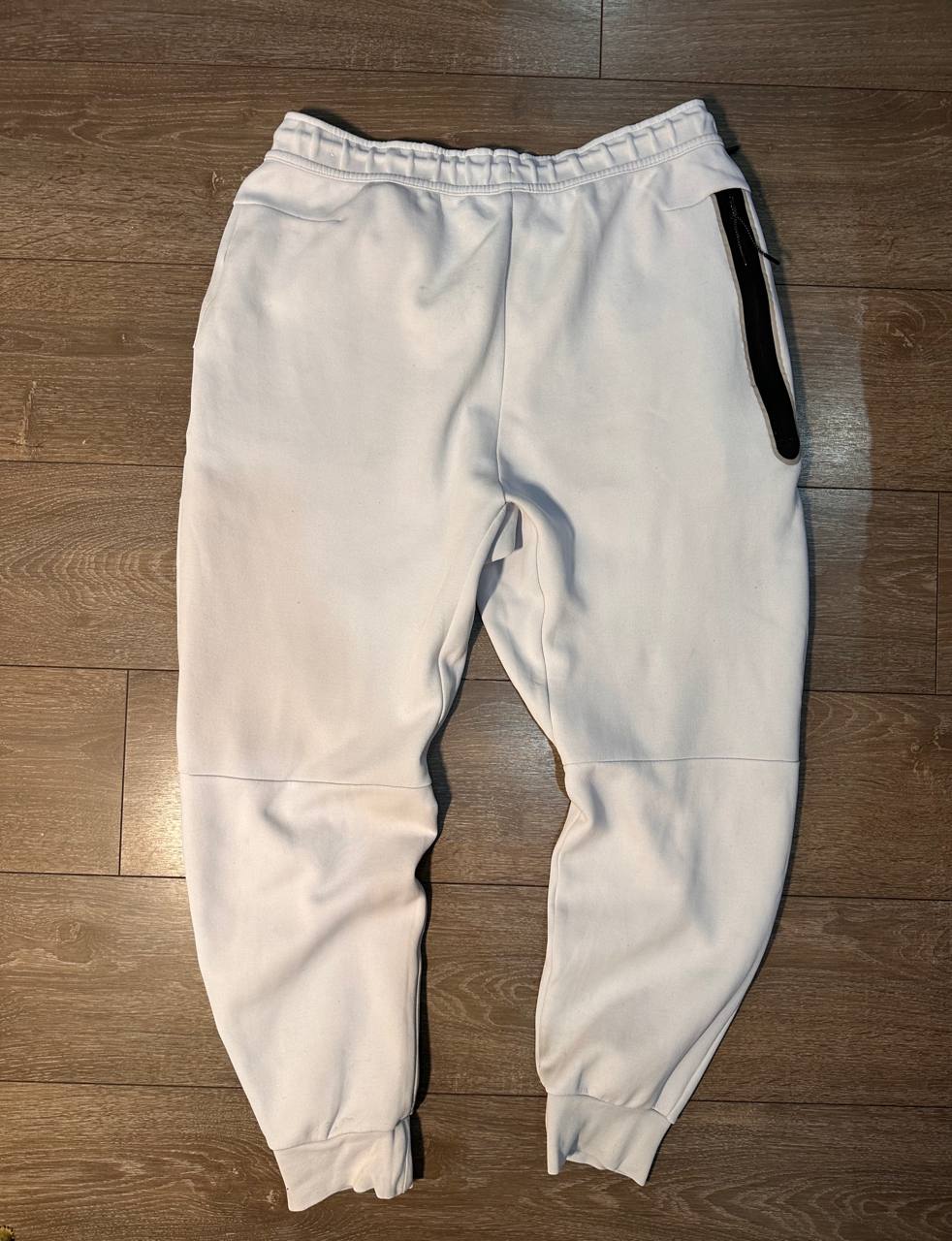 Nike Tech Fleece штаны, размер L