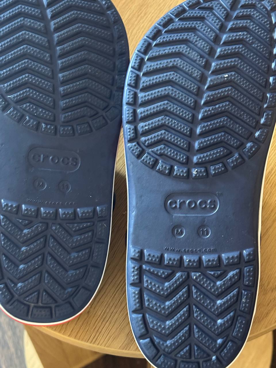 Crocs M11
