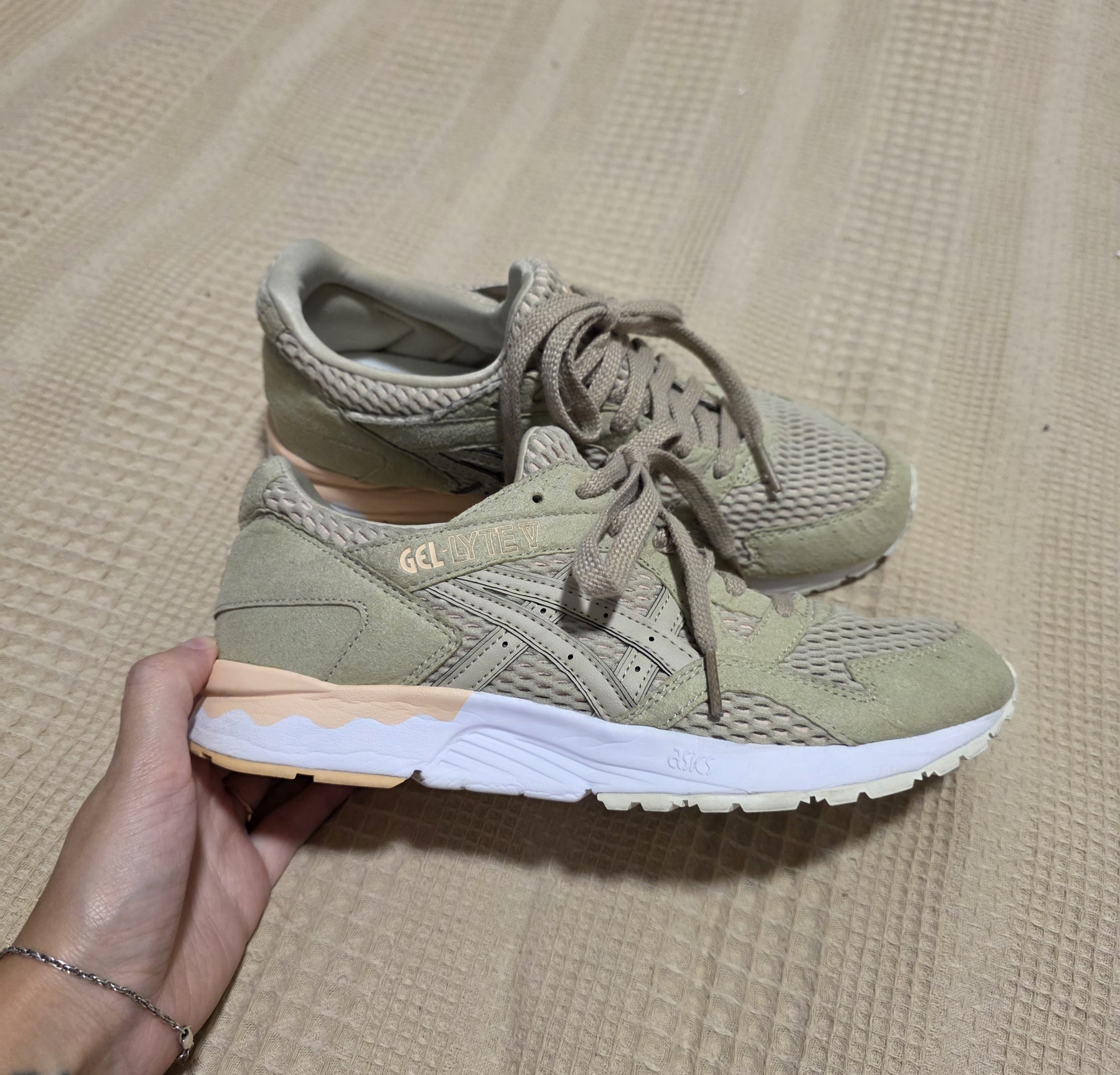 Кроссовки ASICS Gel-Lyte V