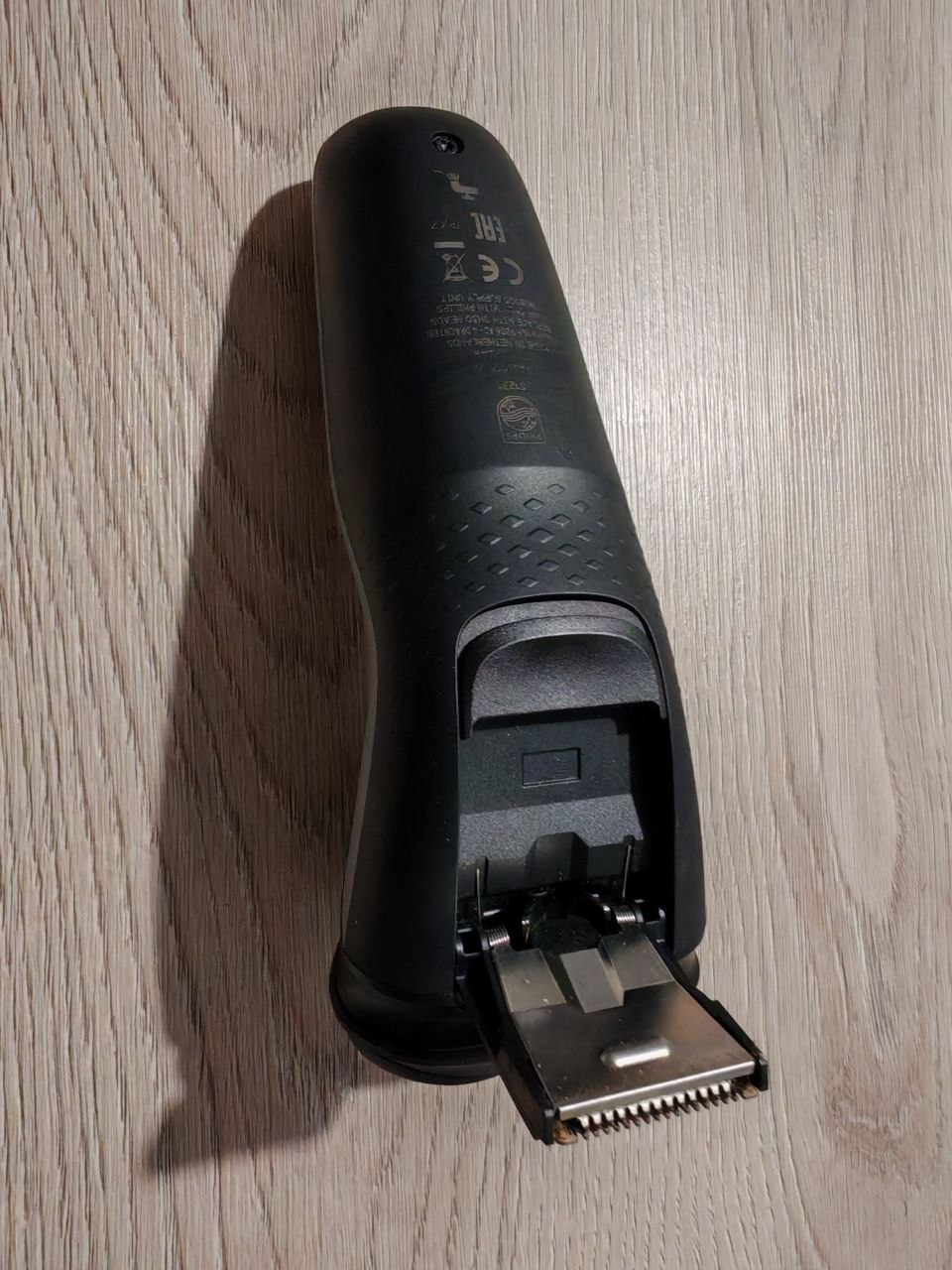 Электробритва Philips Series 1000