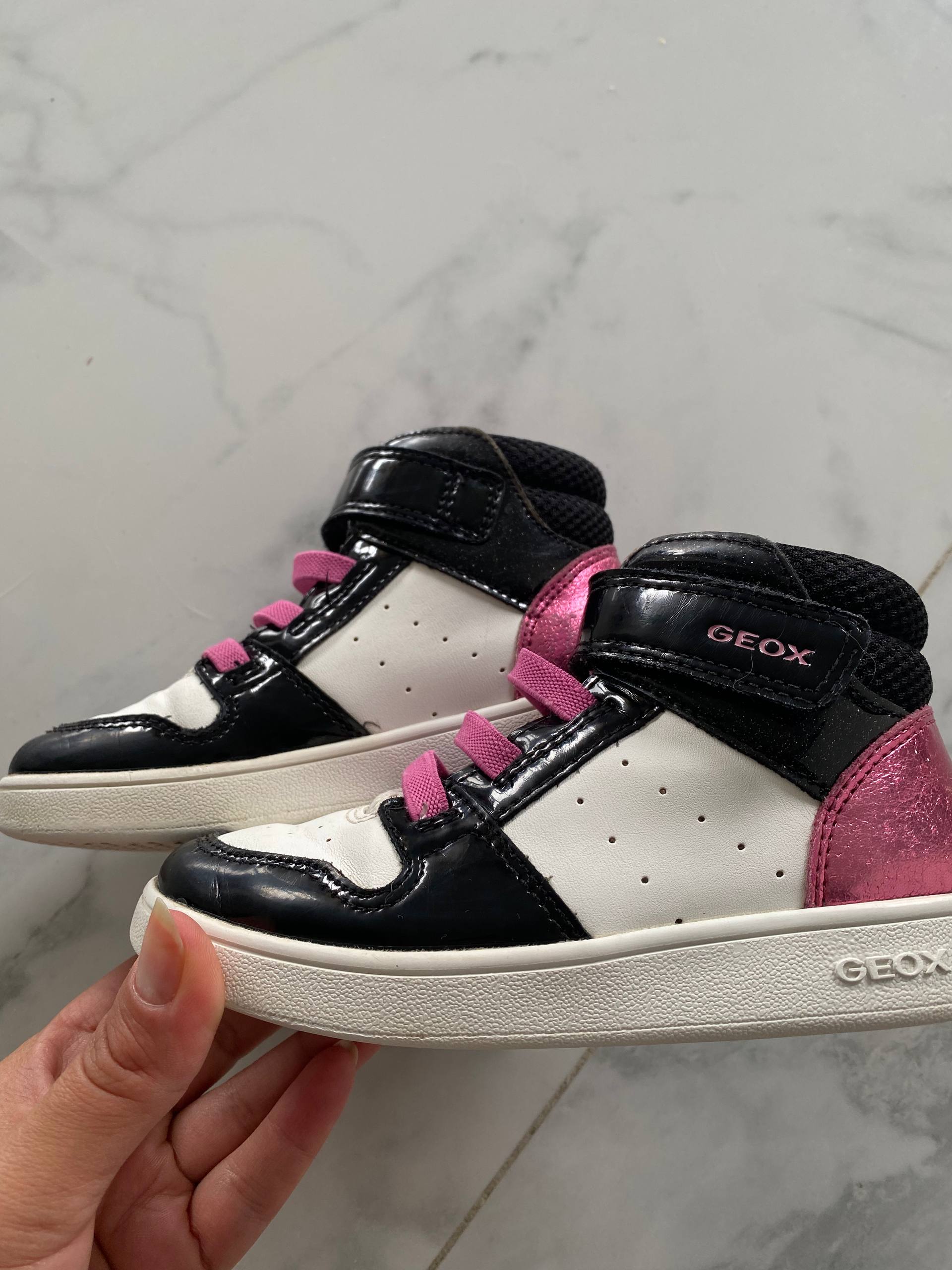 Детские кроссовки Geox