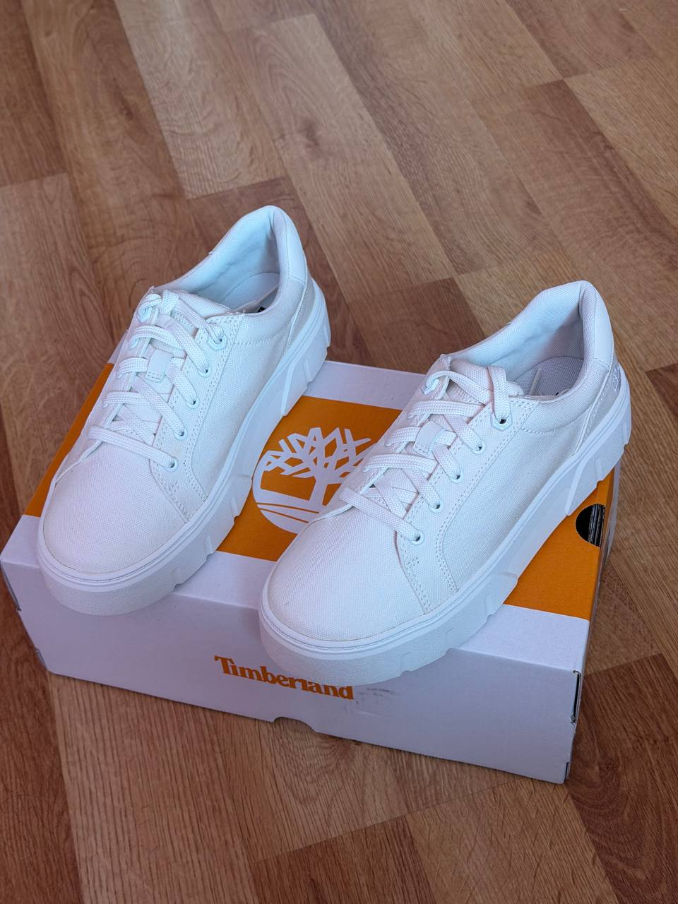 Timberland кроссовки новые, размер 38.5