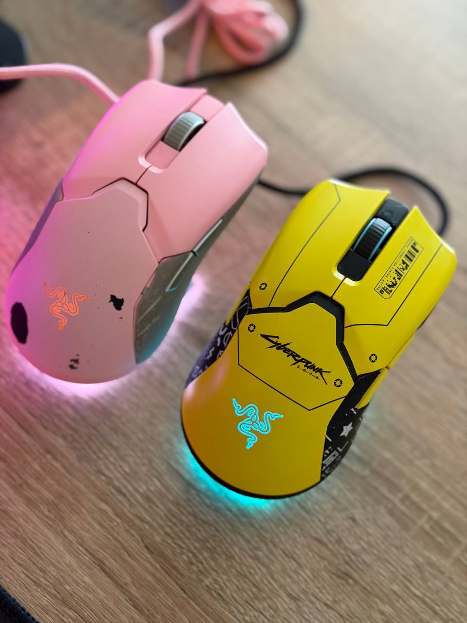 Razer Viper Ultimate Cyberpunk (лимитированный выпуск)