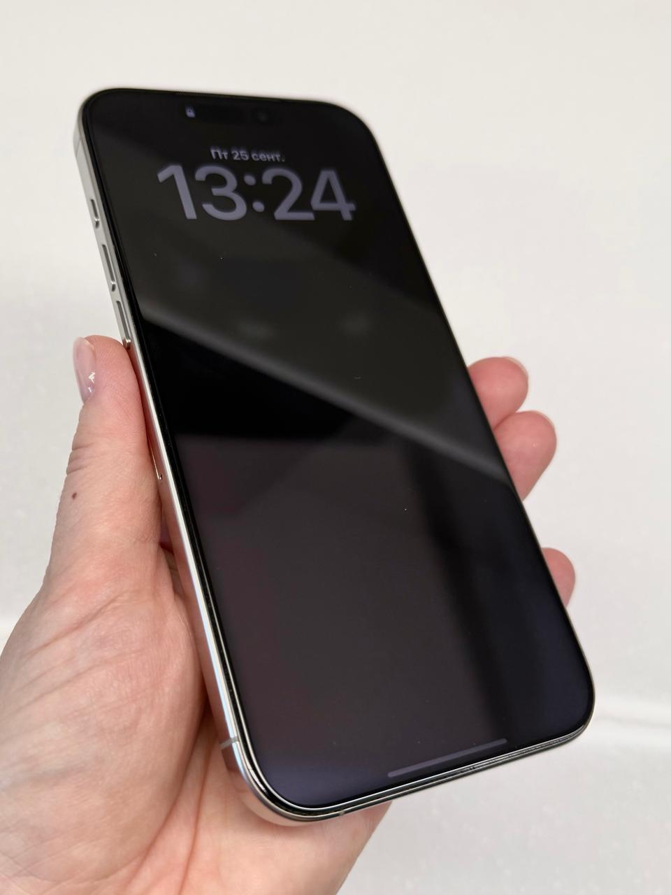 iPhone 16 Pro Max 256 ГБ Natural Titanium