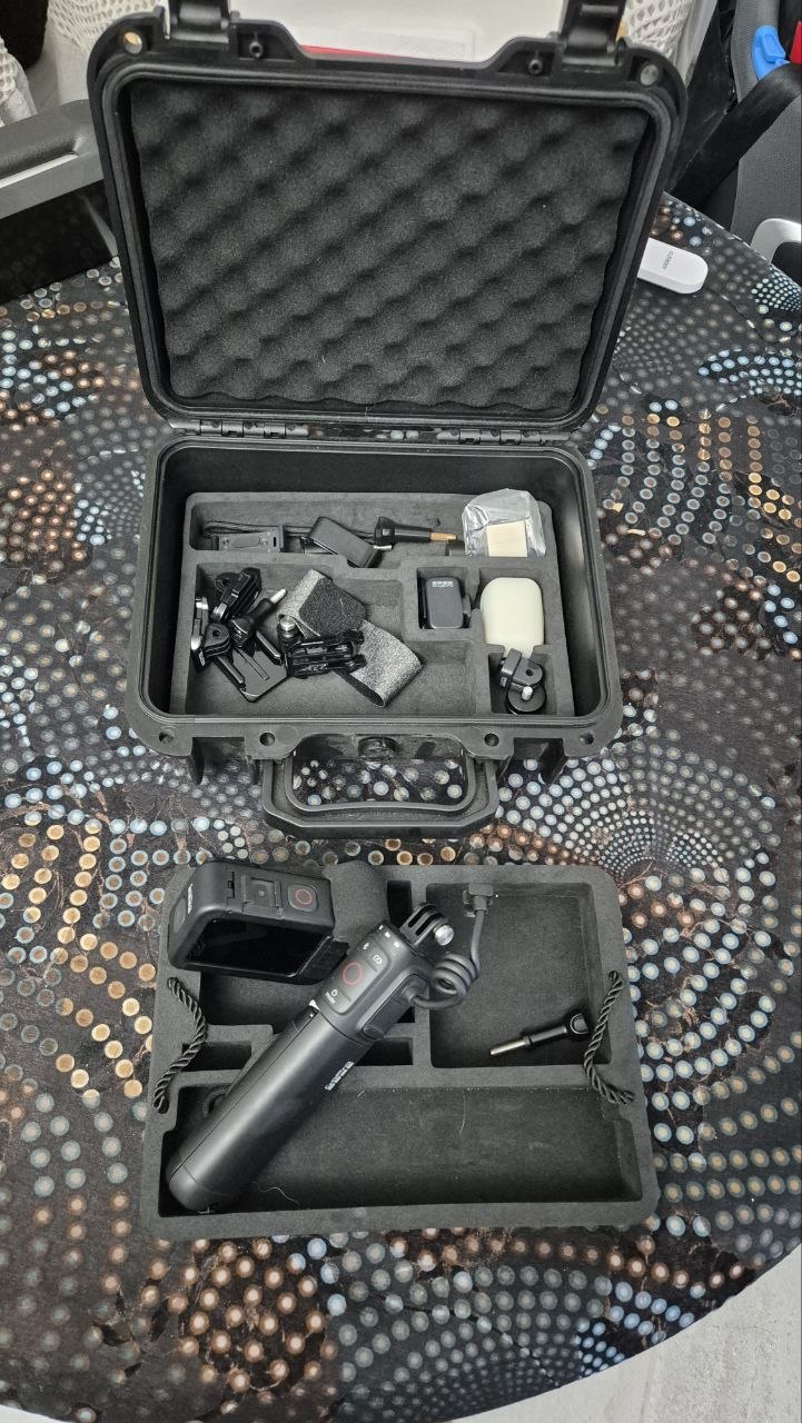 GoPro Hero 12 полный комплект с внешним модулем и штативом