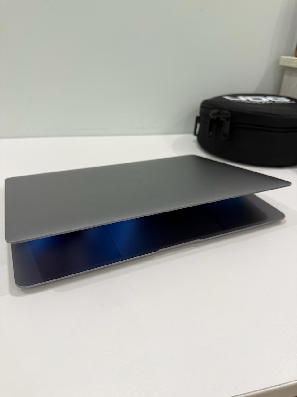MacBook Air M1 2020, Space Grey
