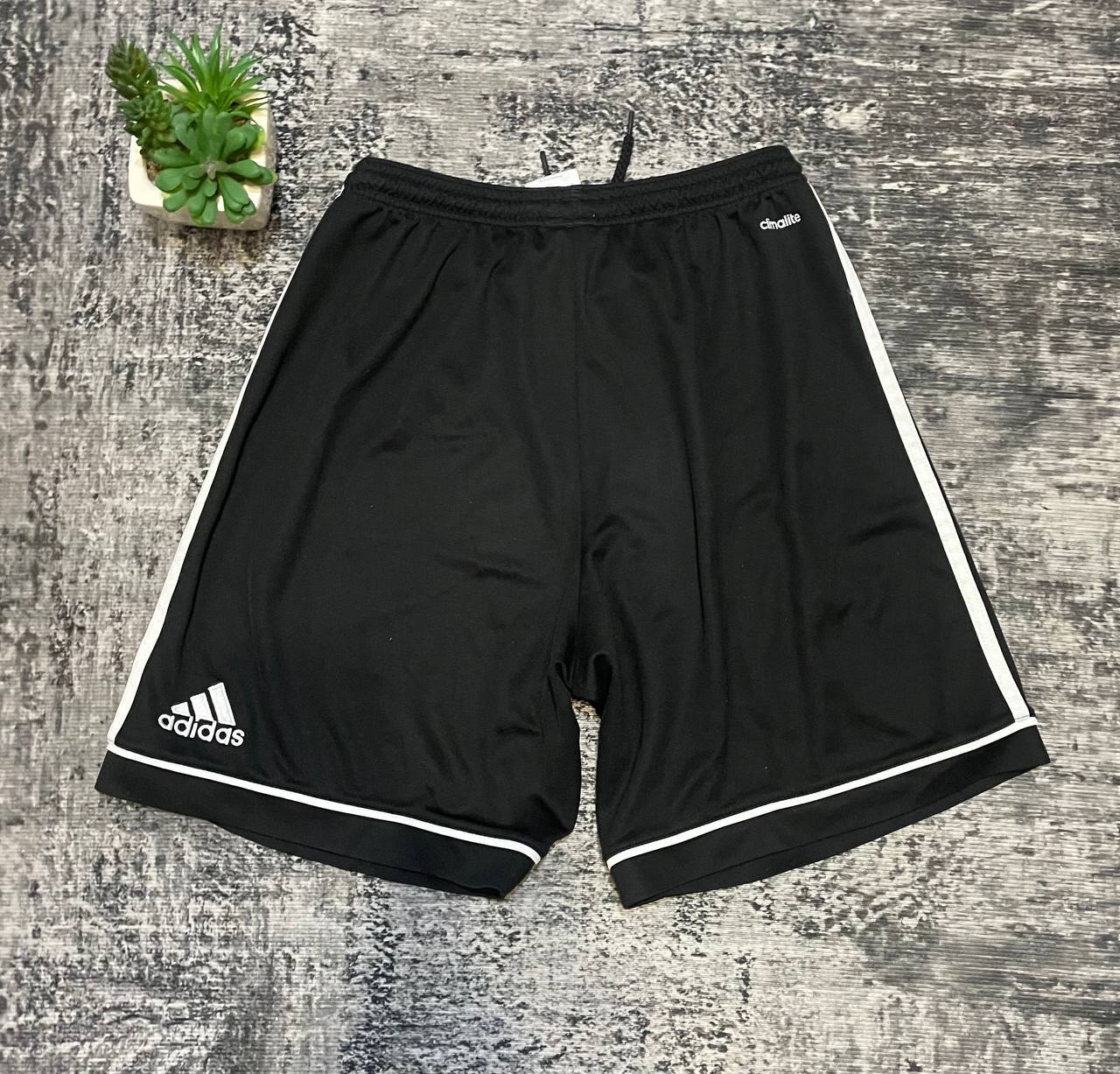 Adidas шорты
