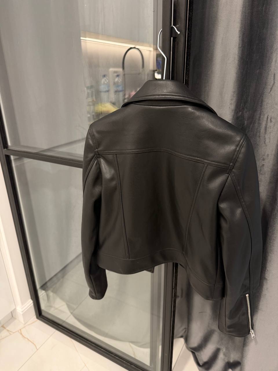 Косуха кожаная куртка H&M XS