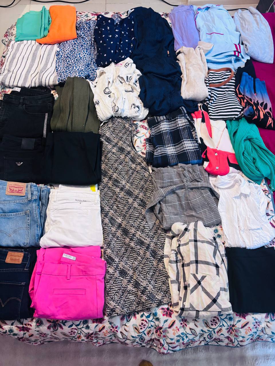 Пакет женской одежды размер S (Levi's, MANGO, Patrizia Pepe и др.)