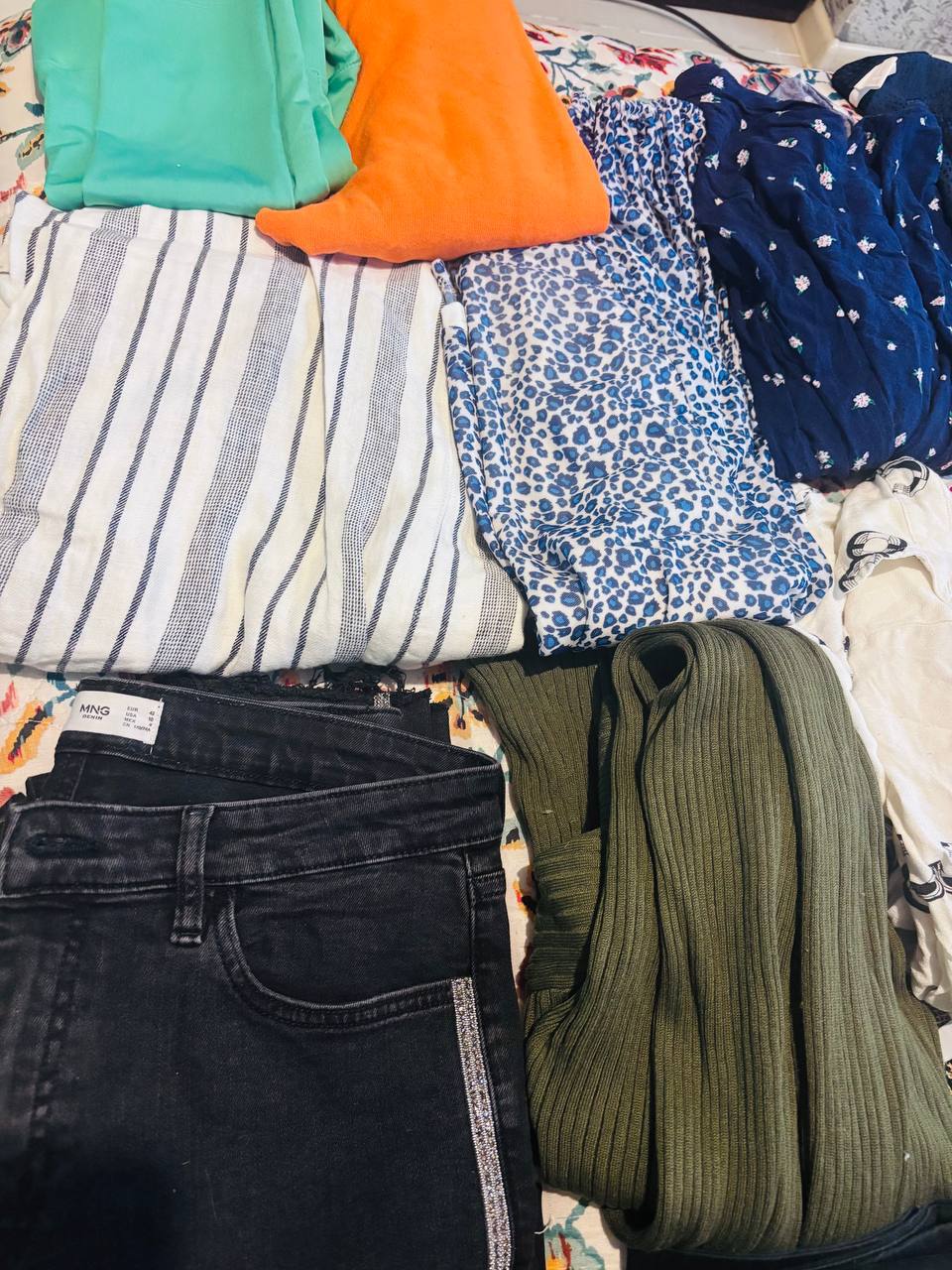 Пакет женской одежды размер S (Levi's, MANGO, Patrizia Pepe и др.)