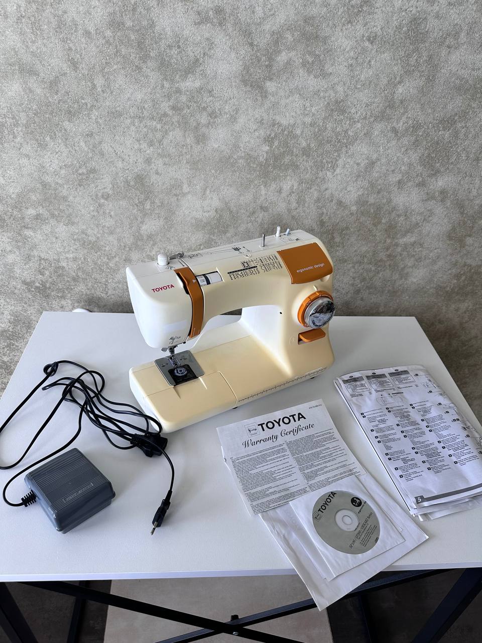 Швейная машина Toyota ECO34B серии SP200
