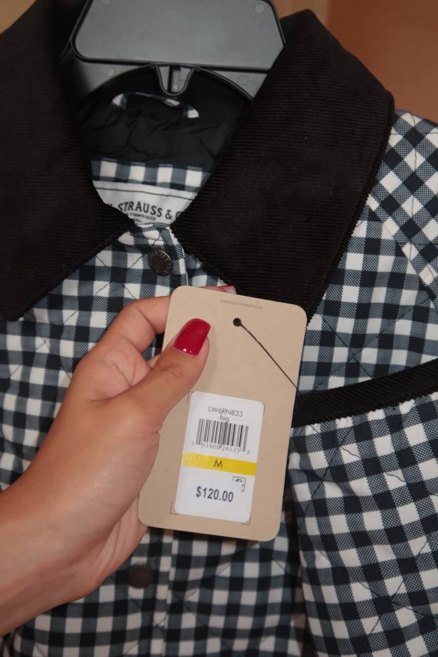 Куртка Levi's оригинальная, размер M