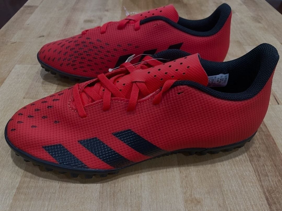 Кроссовки Adidas Predator, размер 42, 43