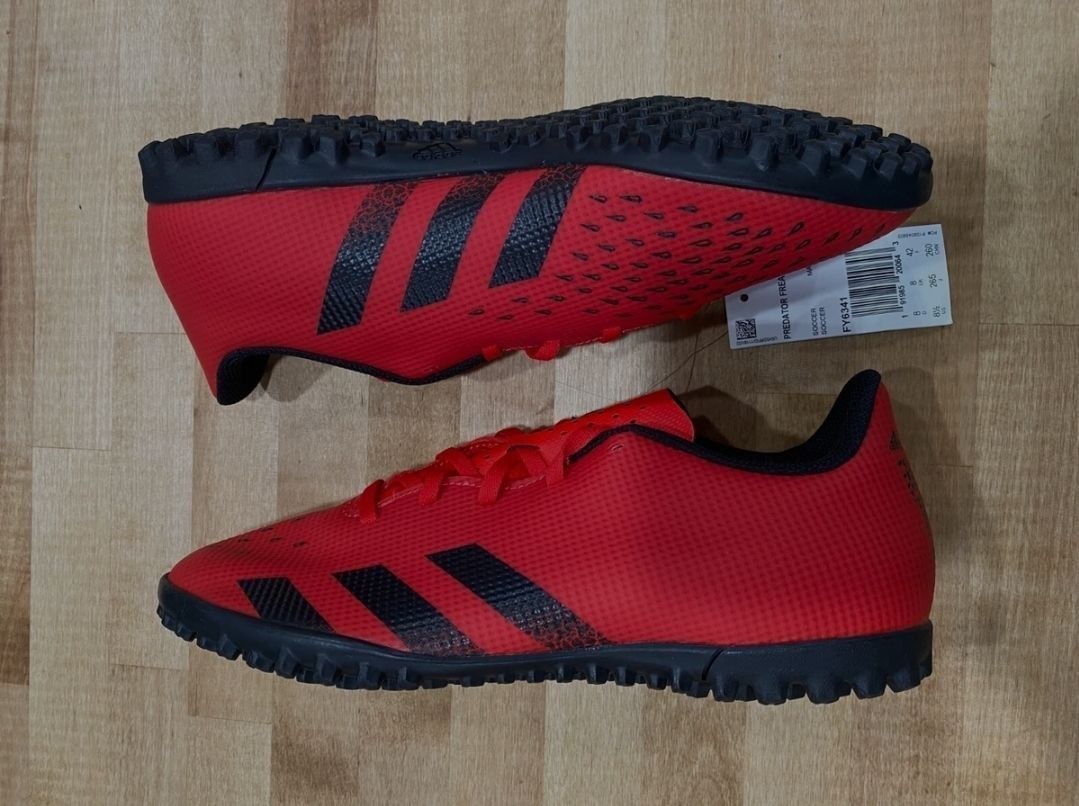 Кроссовки Adidas Predator, размер 42, 43