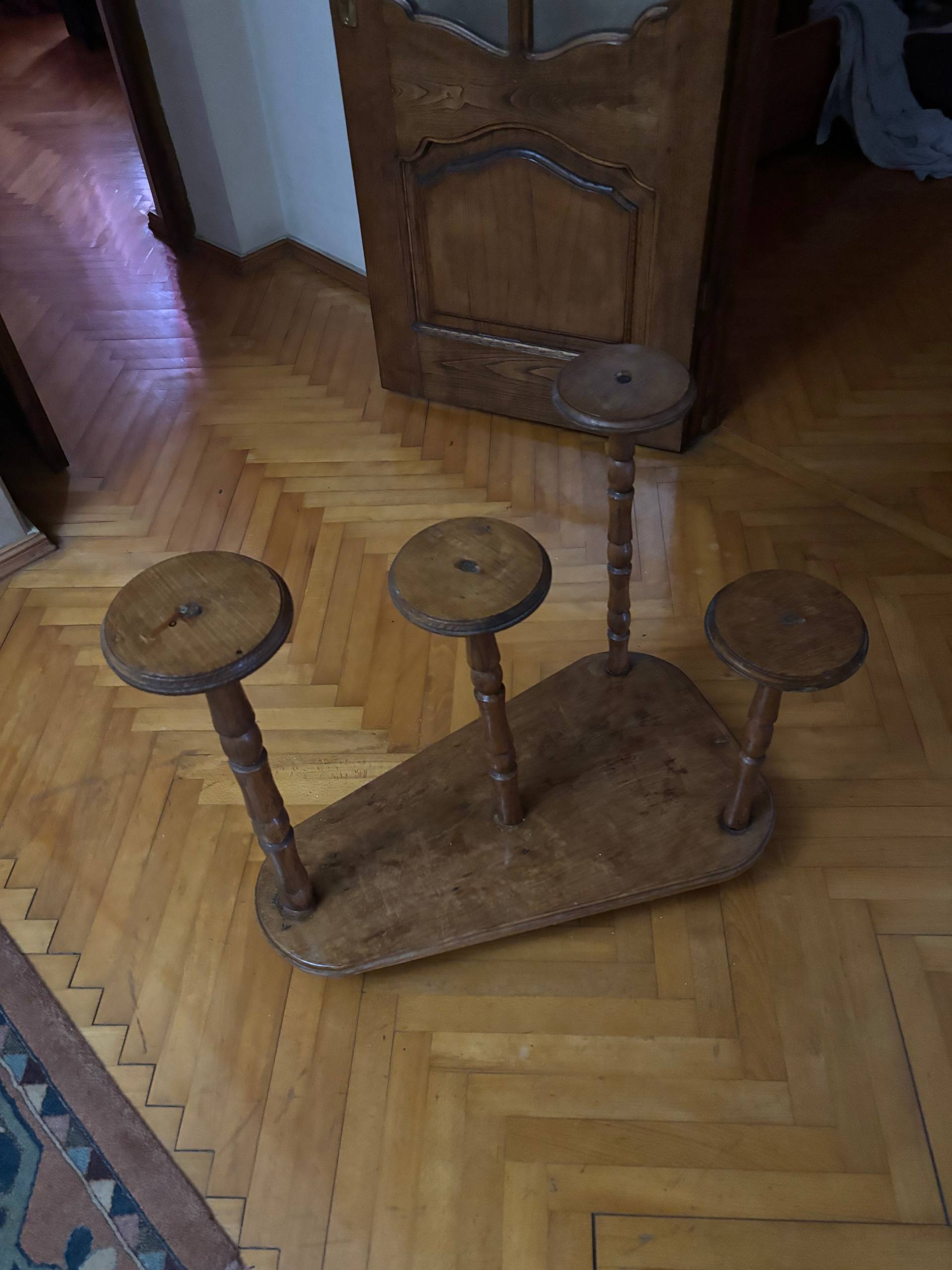 Подставка для цветов