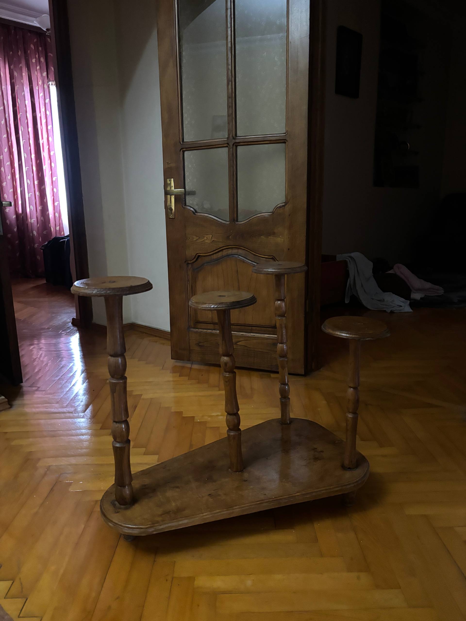 Подставка для цветов