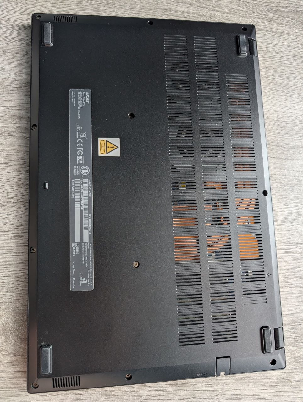Ноутбук Acer Nitro V15 (RTX 4060, i9-13900H, 16GB, 1TB SSD)