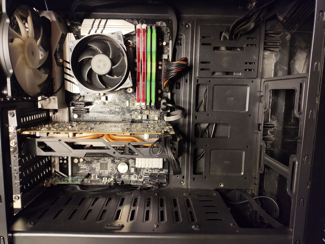 Игровой ПК: RX 570 8GB, i5 7500, 16GB DDR4, 256GB SSD + 512GB HDD