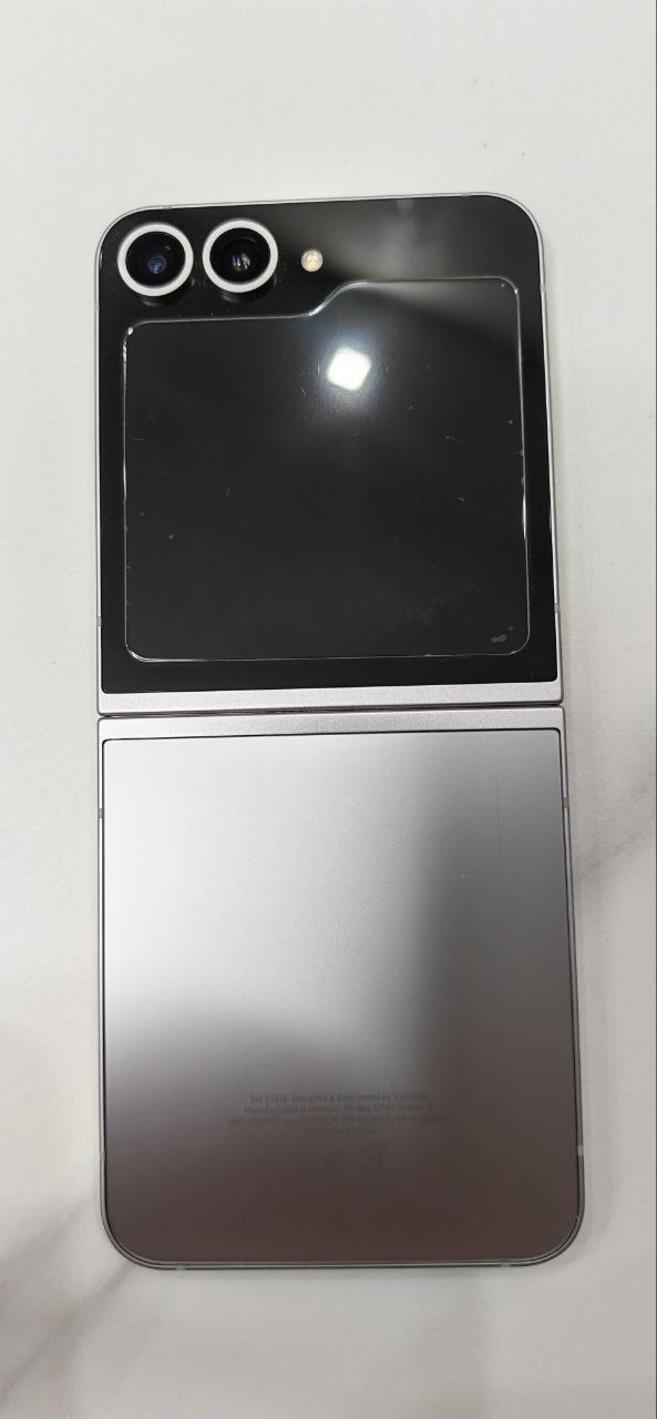 Samsung Galaxy Z Flip6 8/256