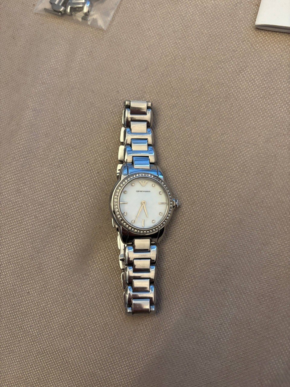 Женские часы Armani