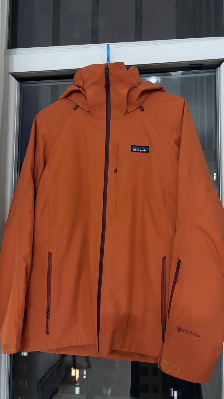 Горнолыжная куртка женская PATAGONIA GORE-TEX, размер S