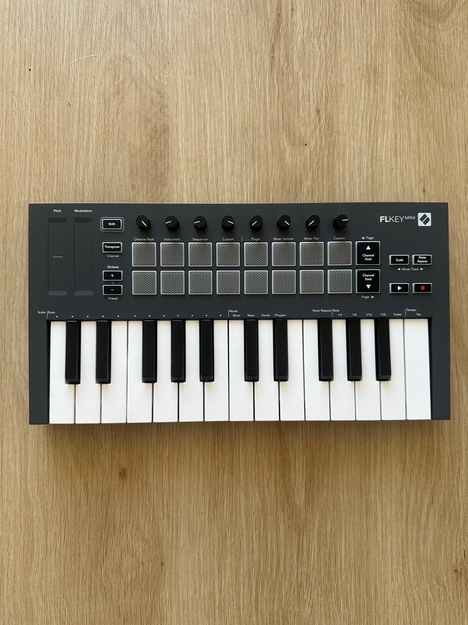 MIDI-клавиатура 49 клавиш