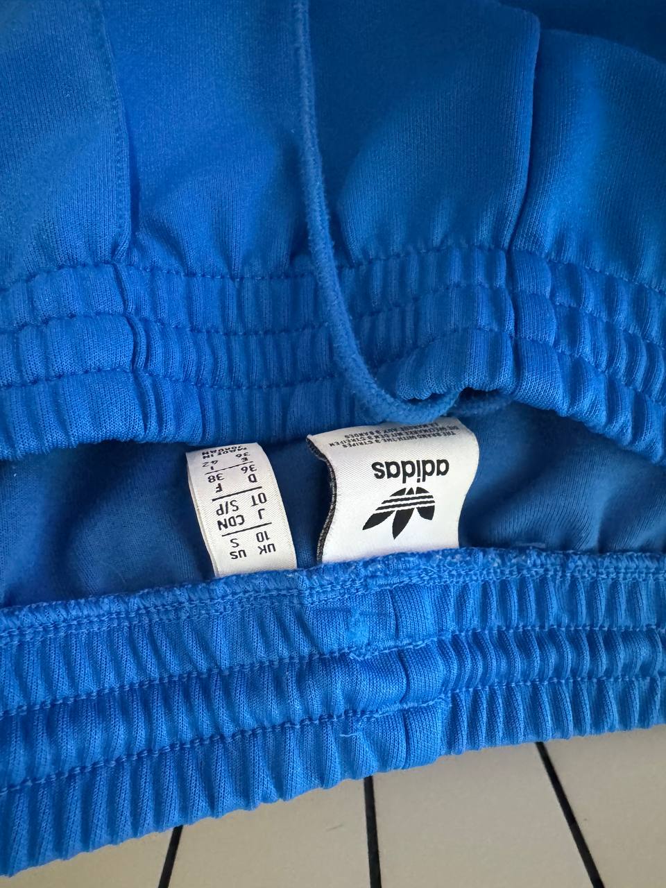 Спортивные штаны Adidas размер S