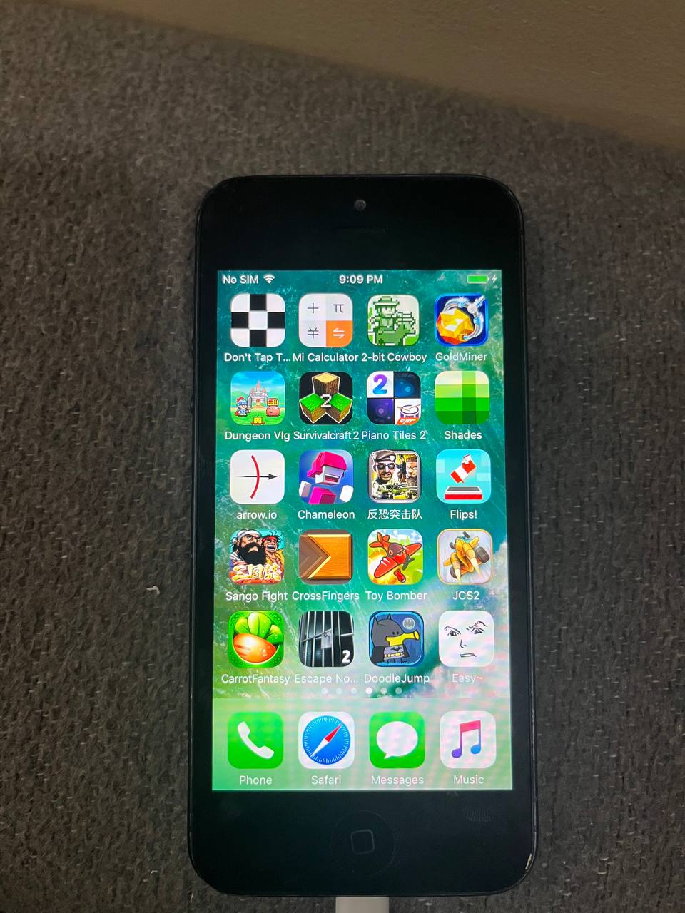 iPhone 5 16GB черный