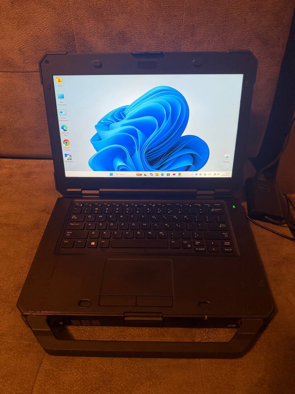 Защищённый ноутбук Dell Latitude 5424 Rugged