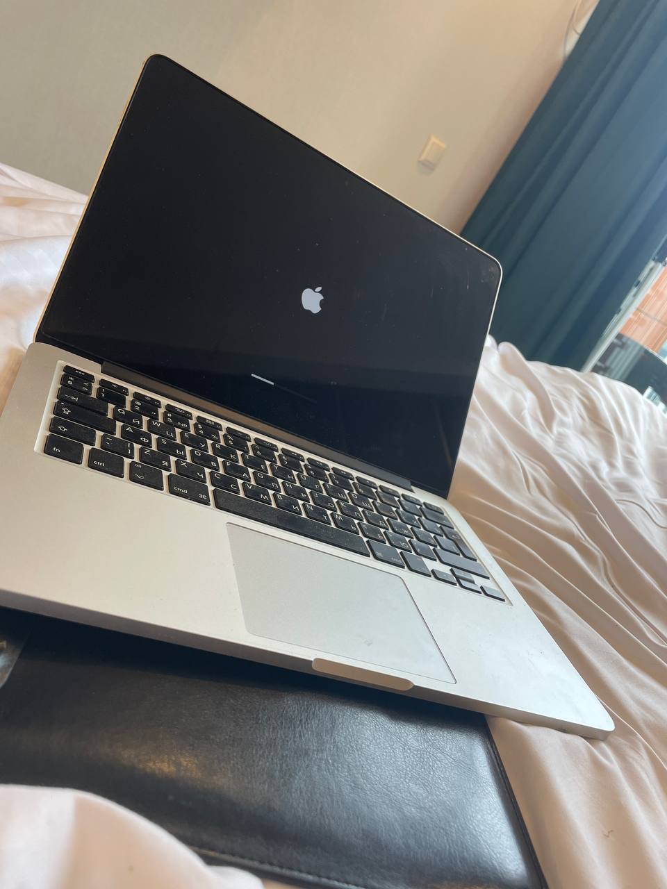 Apple Mac (компьютер) с новой батареей