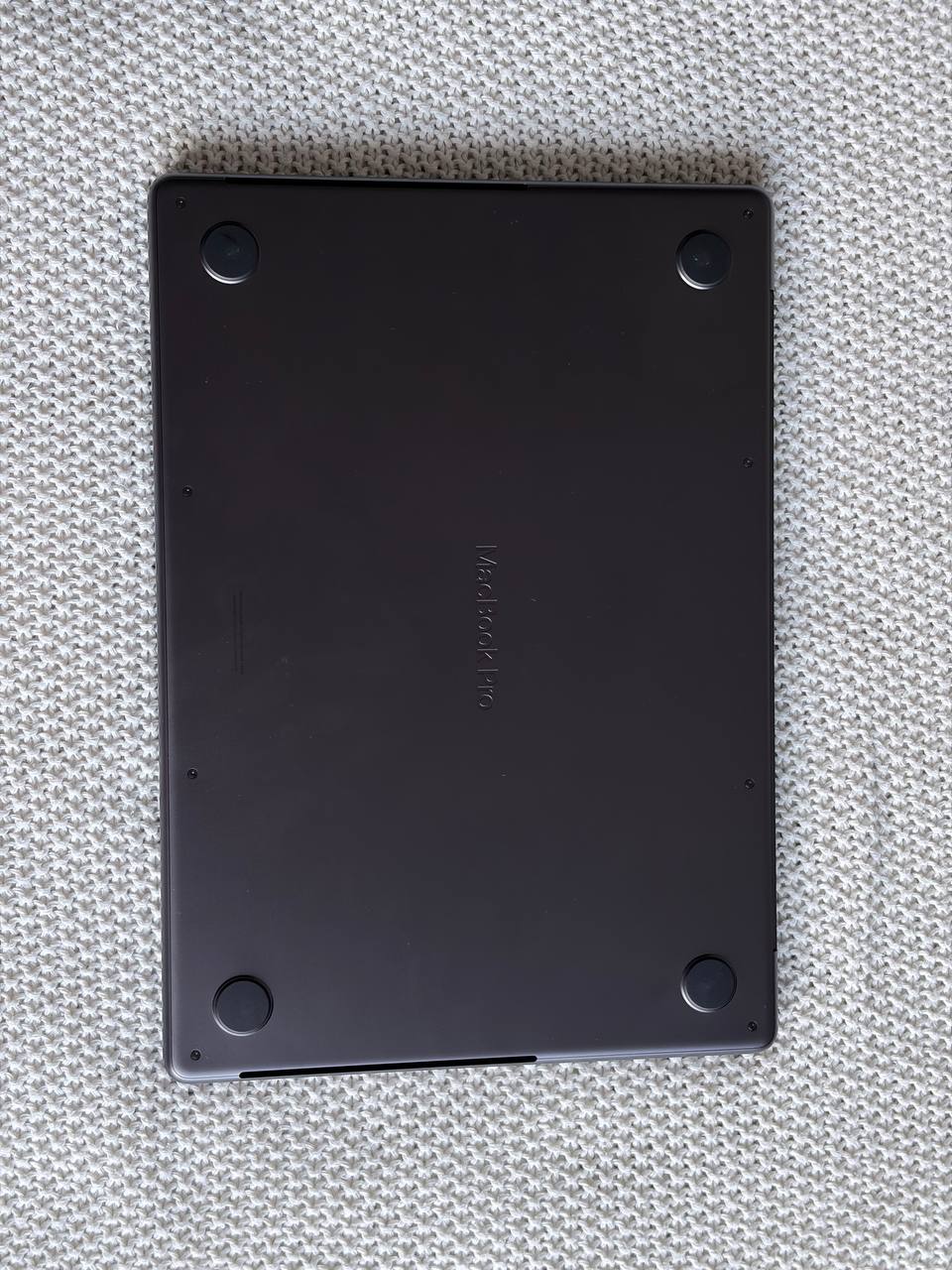 MacBook Pro 14" M5 Space Black 24GB/1TB