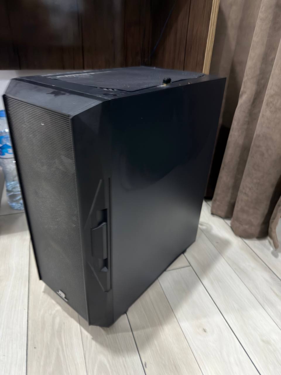 Игровой ПК RTX 4060 + Ryzen 5 5600 + монитор 27" + клавиатура + мышь