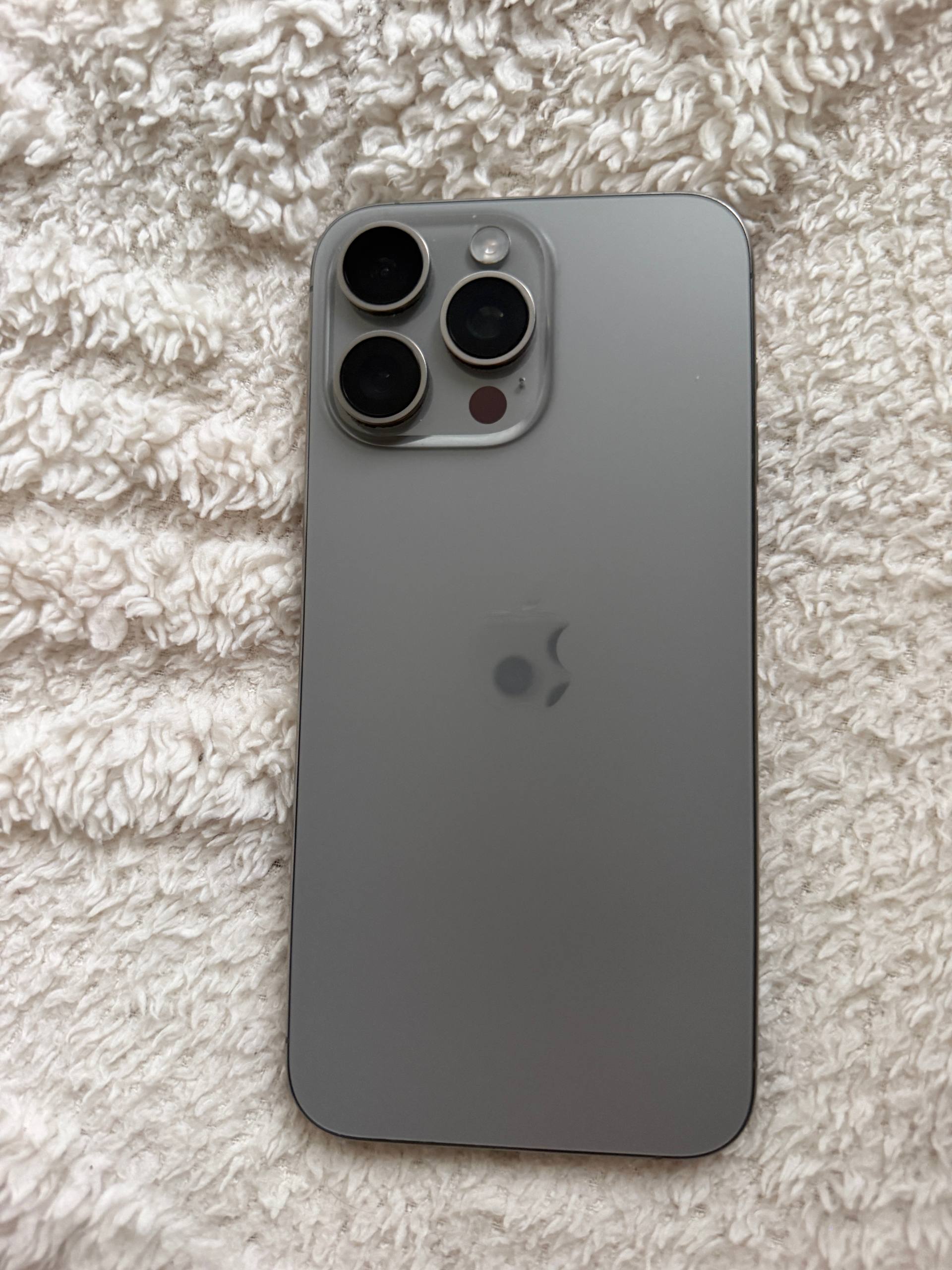 iPhone 15 Pro Max 256GB
