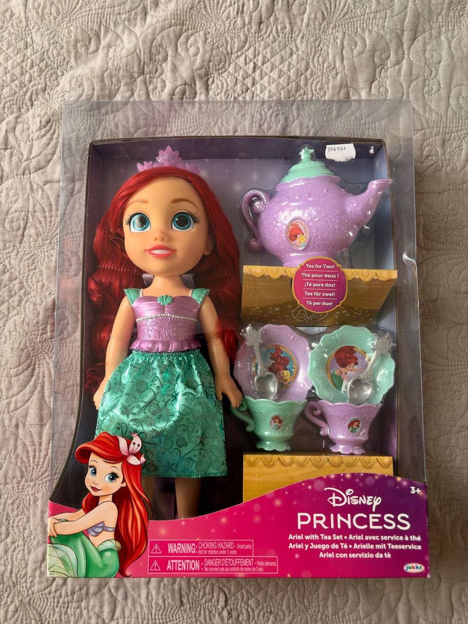 Кукла Ариэль Jakks Pacific Disney Princess с чайным набором 38 см