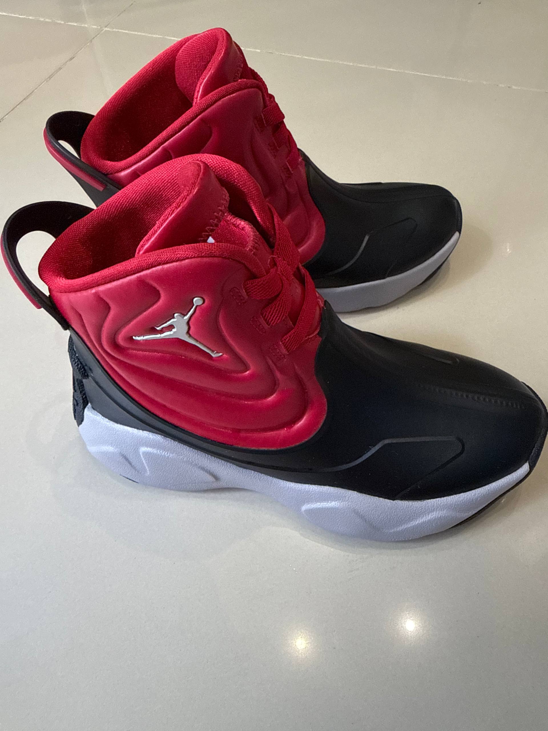 Ботинки Jordan Drip 23, 32 размер