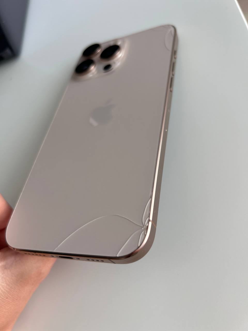 iPhone 16 Pro Max 256GB Desert