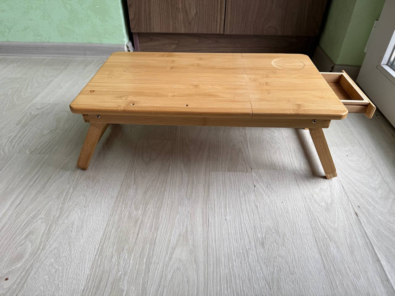 Столик для кровати для компьютера